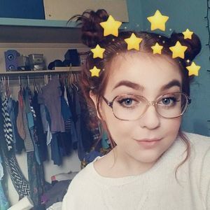 Meet your Posher, Clarissa